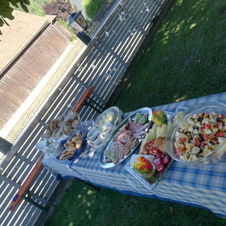 Schoene Ferienwohnung Mit Grosser Terrasse. Schmidmuhlen Luaran gambar