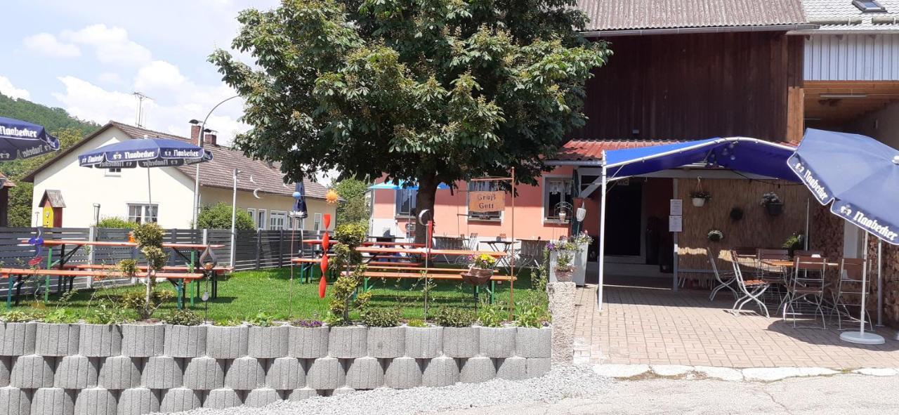 Schoene Ferienwohnung Mit Grosser Terrasse. Schmidmuhlen Luaran gambar