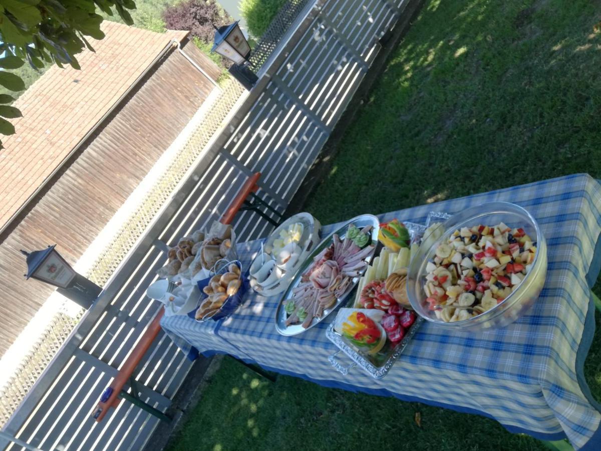 Schoene Ferienwohnung Mit Grosser Terrasse. Schmidmuhlen Luaran gambar